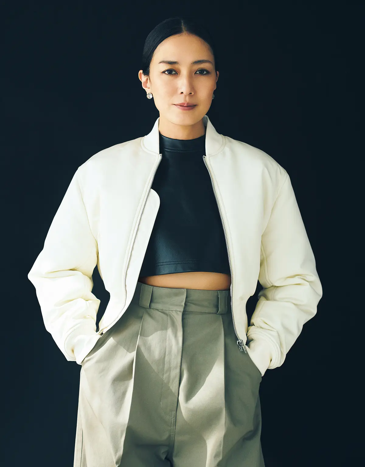 板谷由夏　バレンシアガ