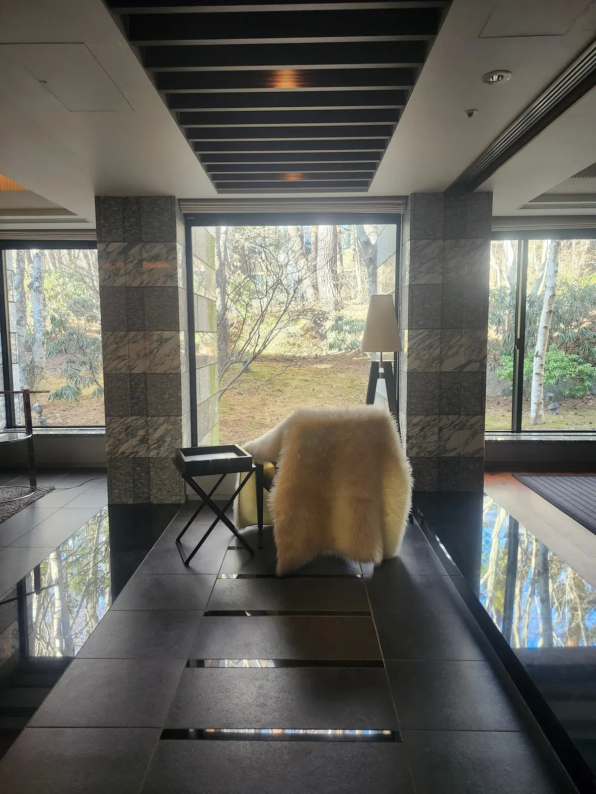 軽井沢、冬の軽井沢、プリンスアウトレット、沢村、旧軽井沢銀座、沢村モーニング、軽井沢モーニング、中山のジャム、ハルニレテラス、軽井沢お土産、グランドエクシブ軽井沢、和泉屋傳兵衛、サンクチュアリ・ヴィラ ムセオスーパースイートグレード、ホテルラウンジ