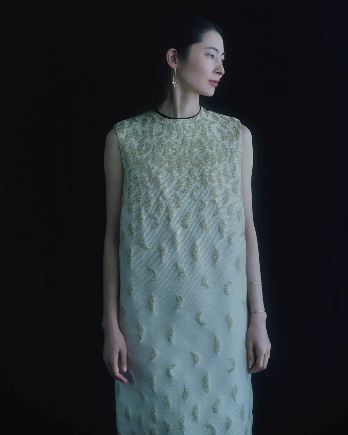 HOSOO　伝統的な西陣織の技術を 華麗でタイムレスなデザインに