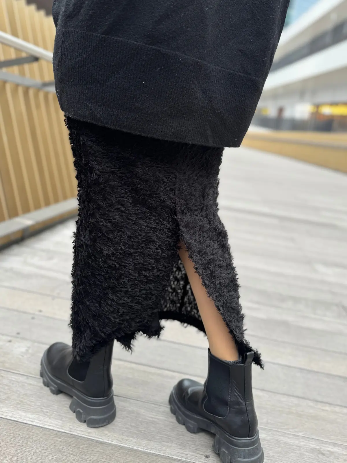 黒をメインにした帰省中の2コーデ｜梅田ラの画像_7