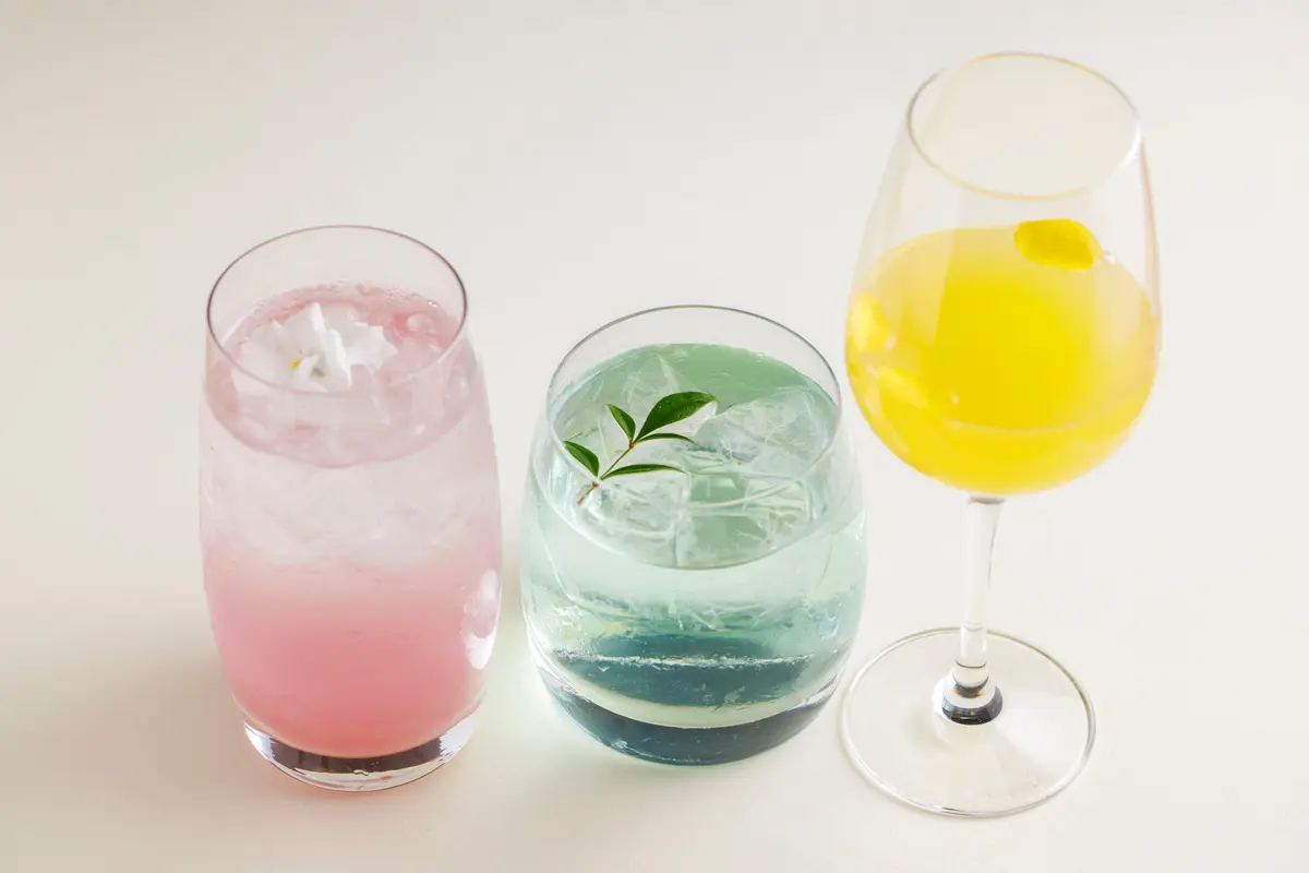 フォーシーズンズホテル東京大手町「THE LOUNGE ザ ラウンジ」　アフタヌーンティー　ドリンク