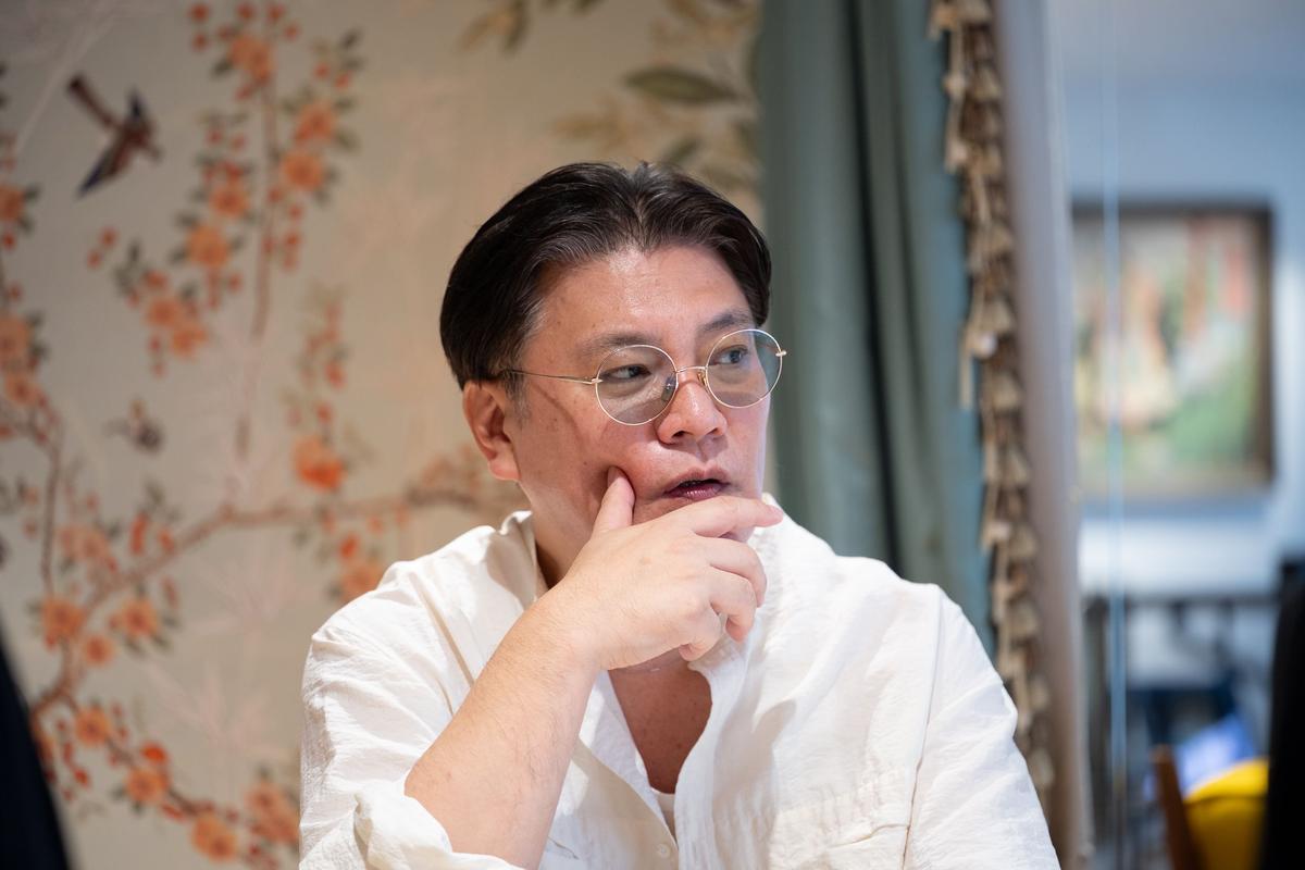 日本を代表するファッションデザイナーの丸山敬太さん