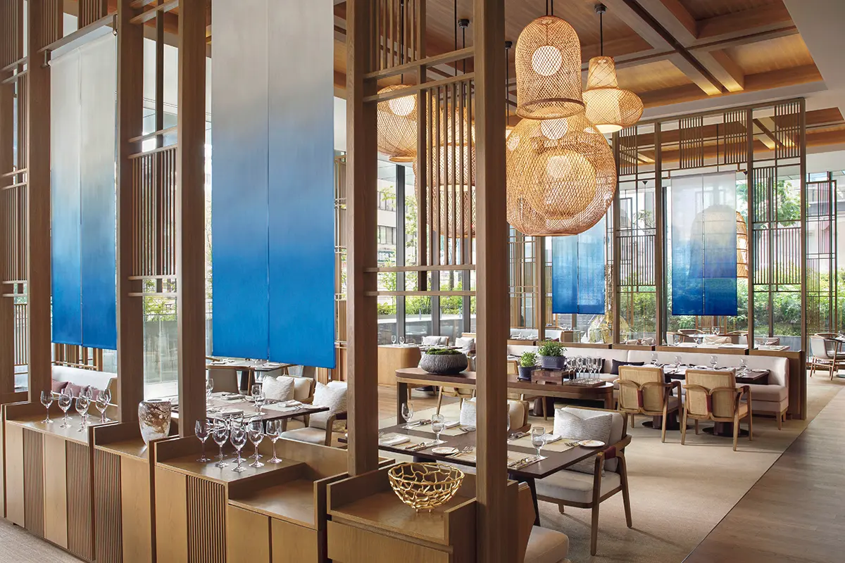 オール デイダイニング「シルクロ ード」　