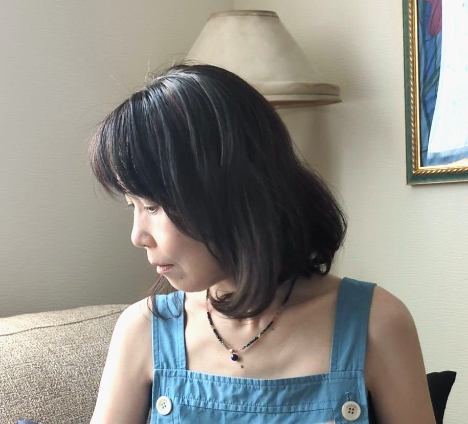 カラートリートメントだけでも充分ですが、洗い流さないヘアトリートメントも使ってみたら、さらにツヤツヤになりました！