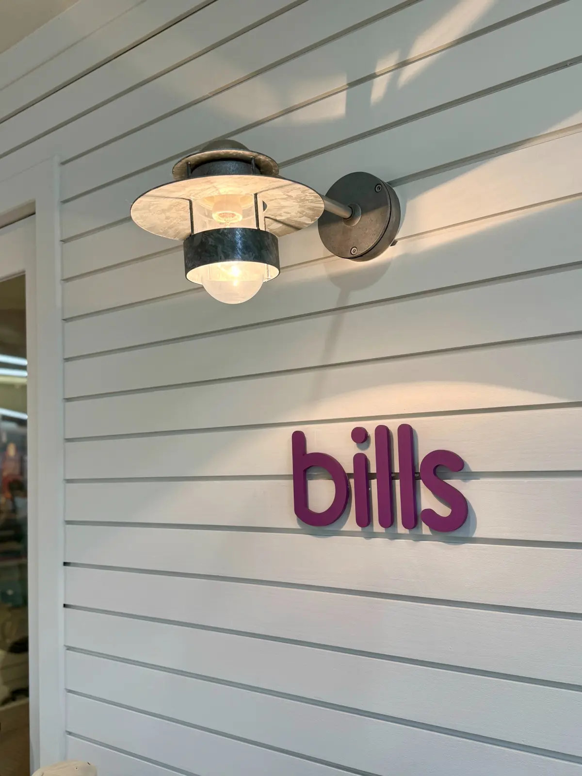 ビルズお台場店　入り口