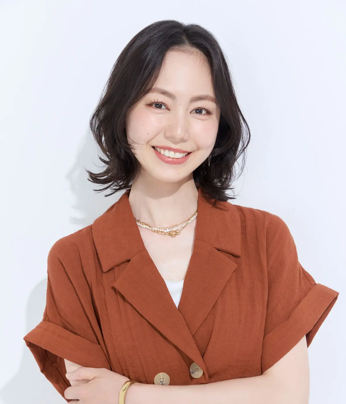 Webエクラ 前から見たボブヘアスタイル　40代 50代 髪型