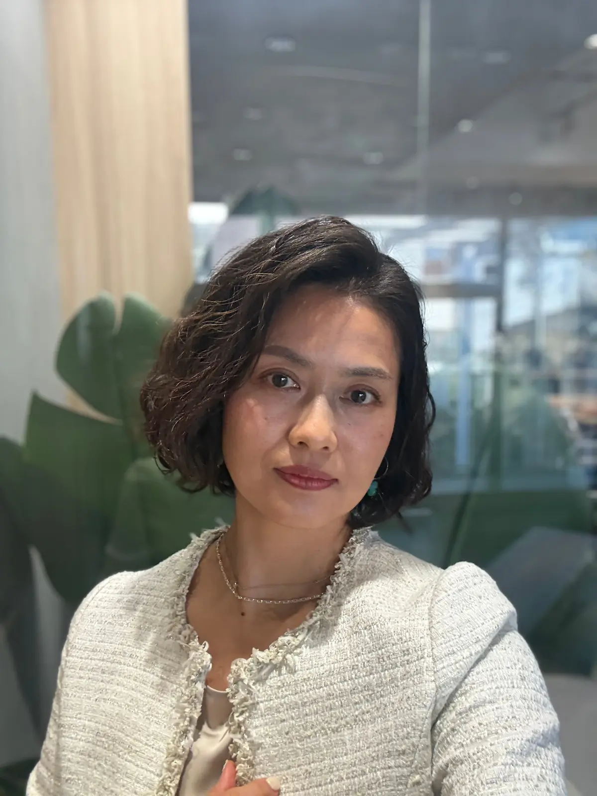 ショートボブ　ヘアスタイル　パーマ