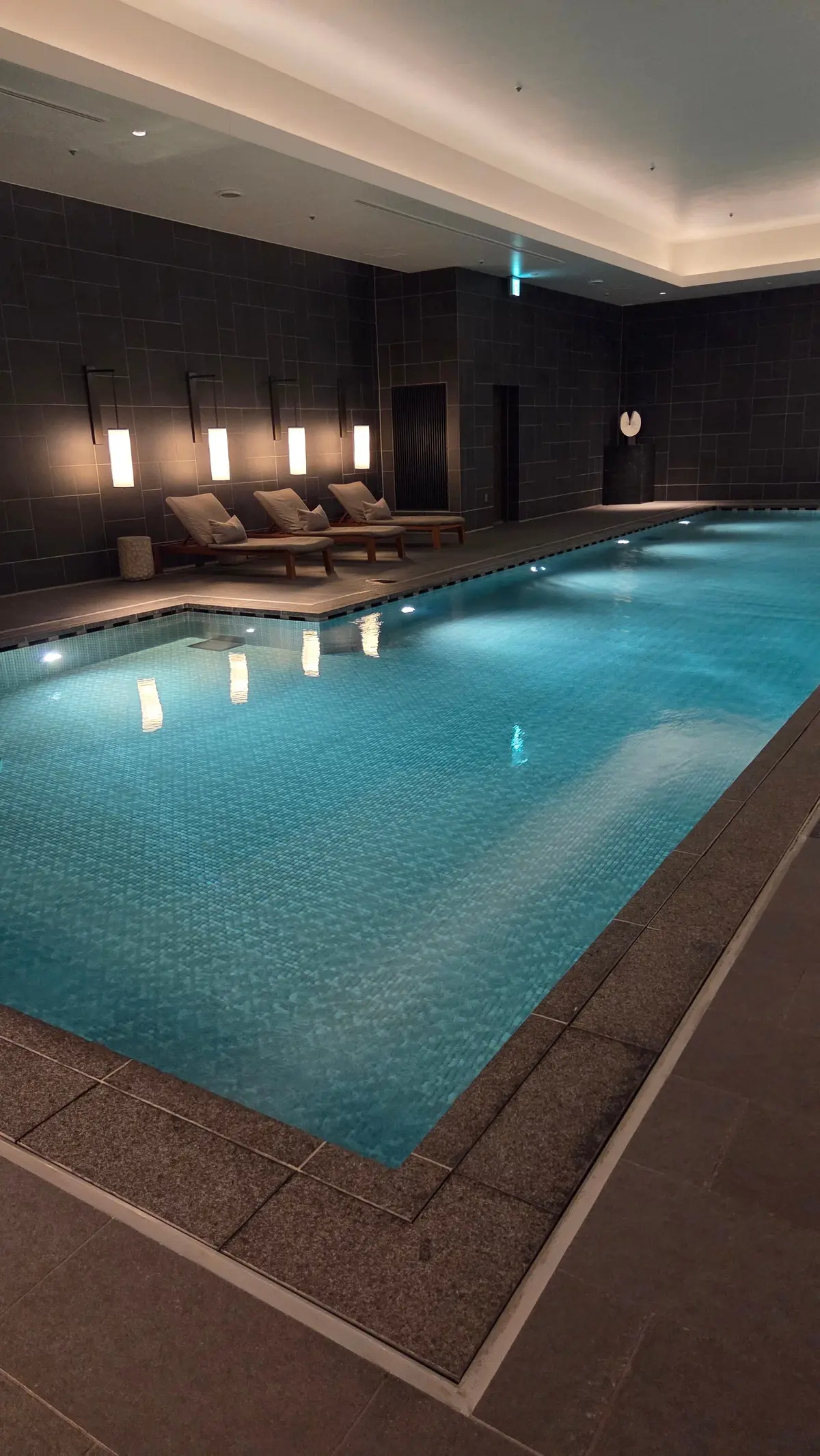 日韓首脳会談が行われたホテルにてホカンスの画像_14