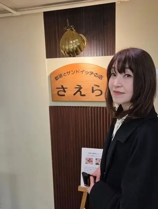 サンドイッチ　コーヒー