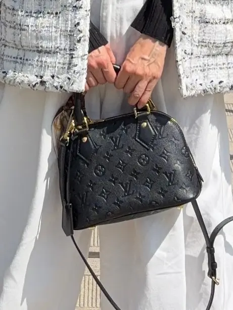 春らしい“デニム×ジャケット”でアラフィの画像_6