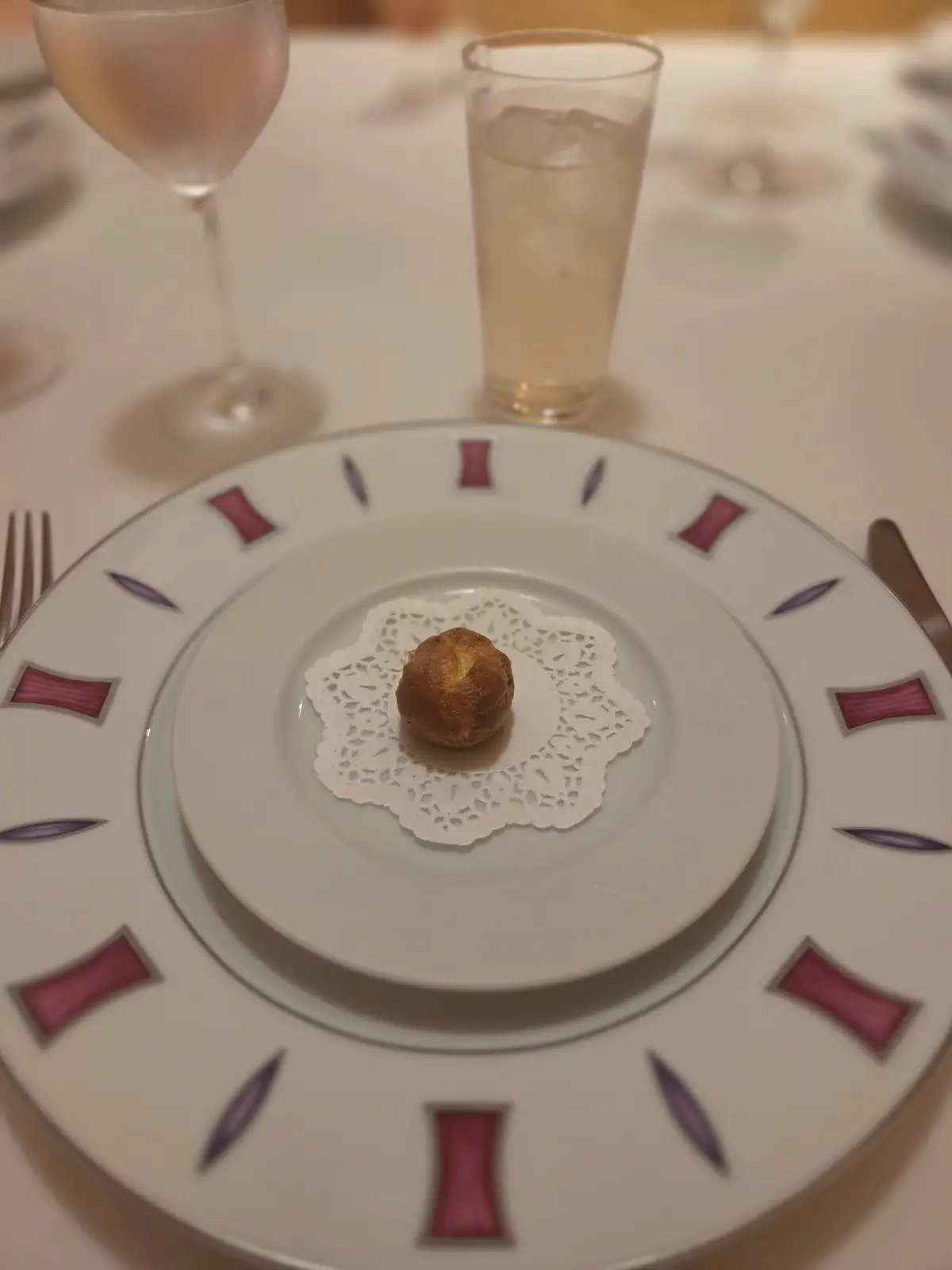 アミューズブーシュ