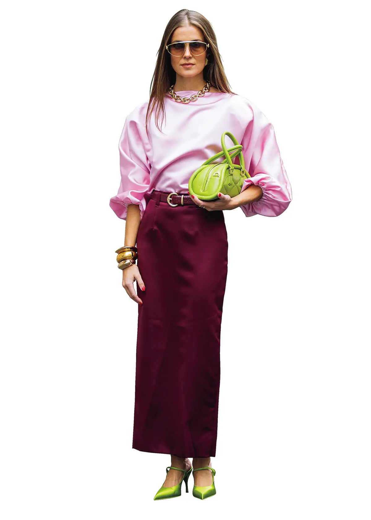 ピンク系で色みをそろえたコーデ