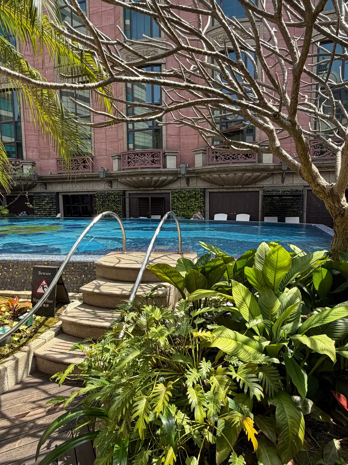マンダリンオリエンタル台北のプール