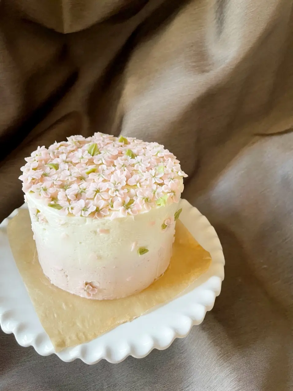 桜の季節到来🌸桜モチーフのケーキを作っての画像_4