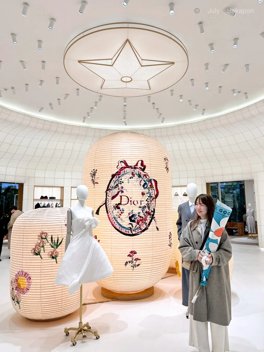 超話題沸騰【Dior】代官山カフェ ディの画像_1