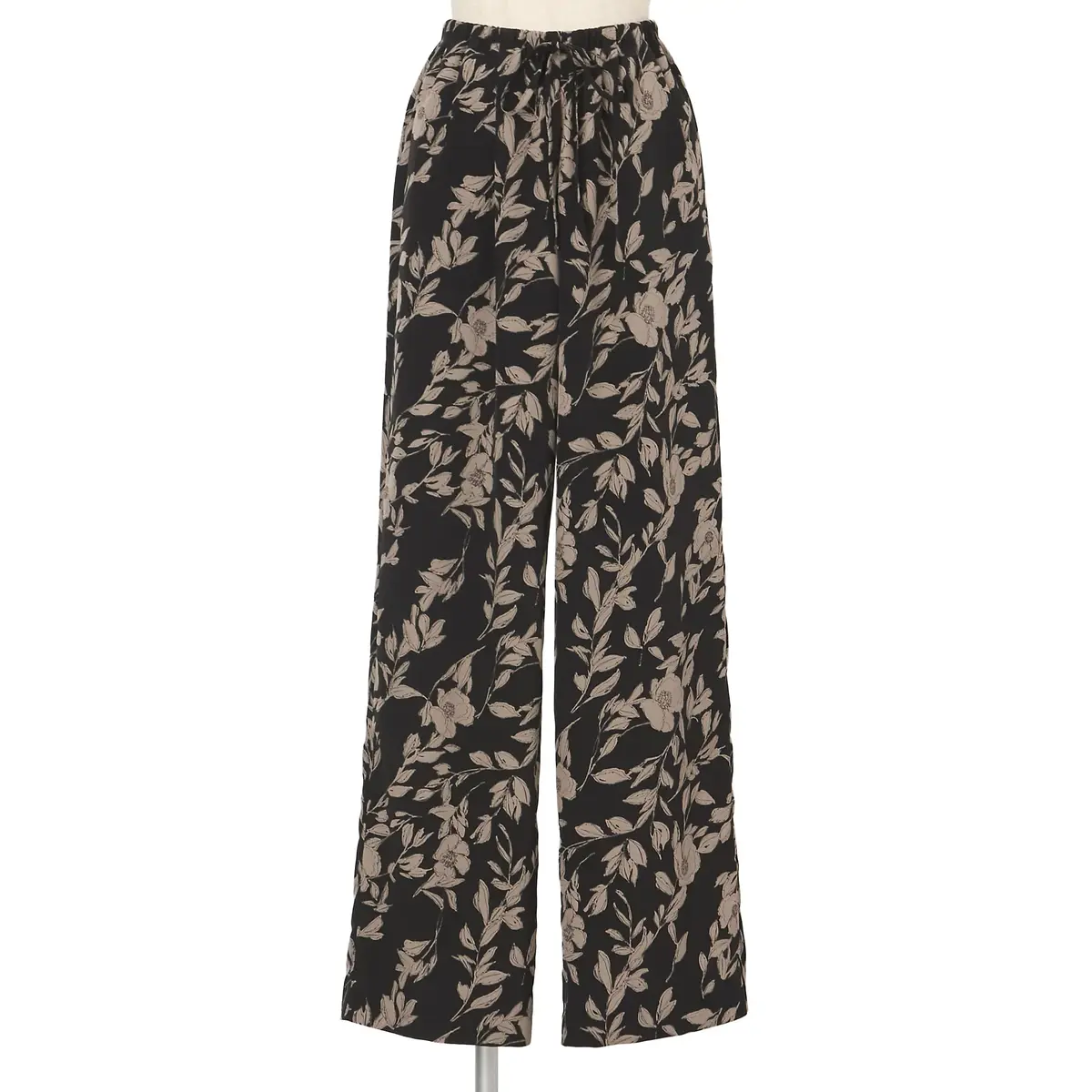 E by eclat リーフプリントパンツ ￥24,200