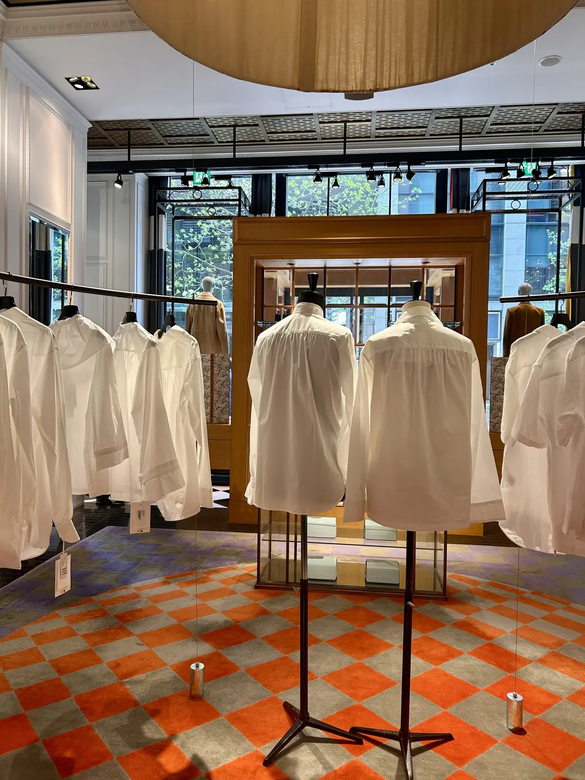 新緑が眩しい日、丸の内を探索してきましたの画像_5