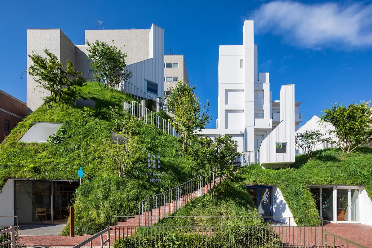 白井屋ホテル 外観 群馬県 大人のひとり旅