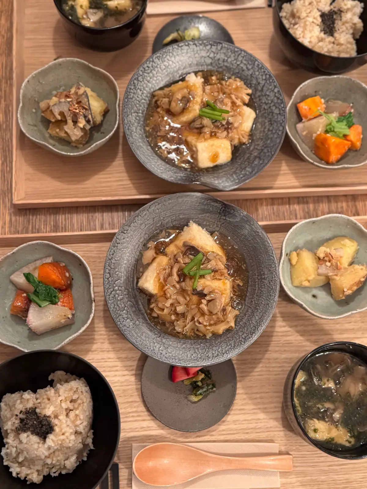 BROWN RICEの一汁三菜ランチ