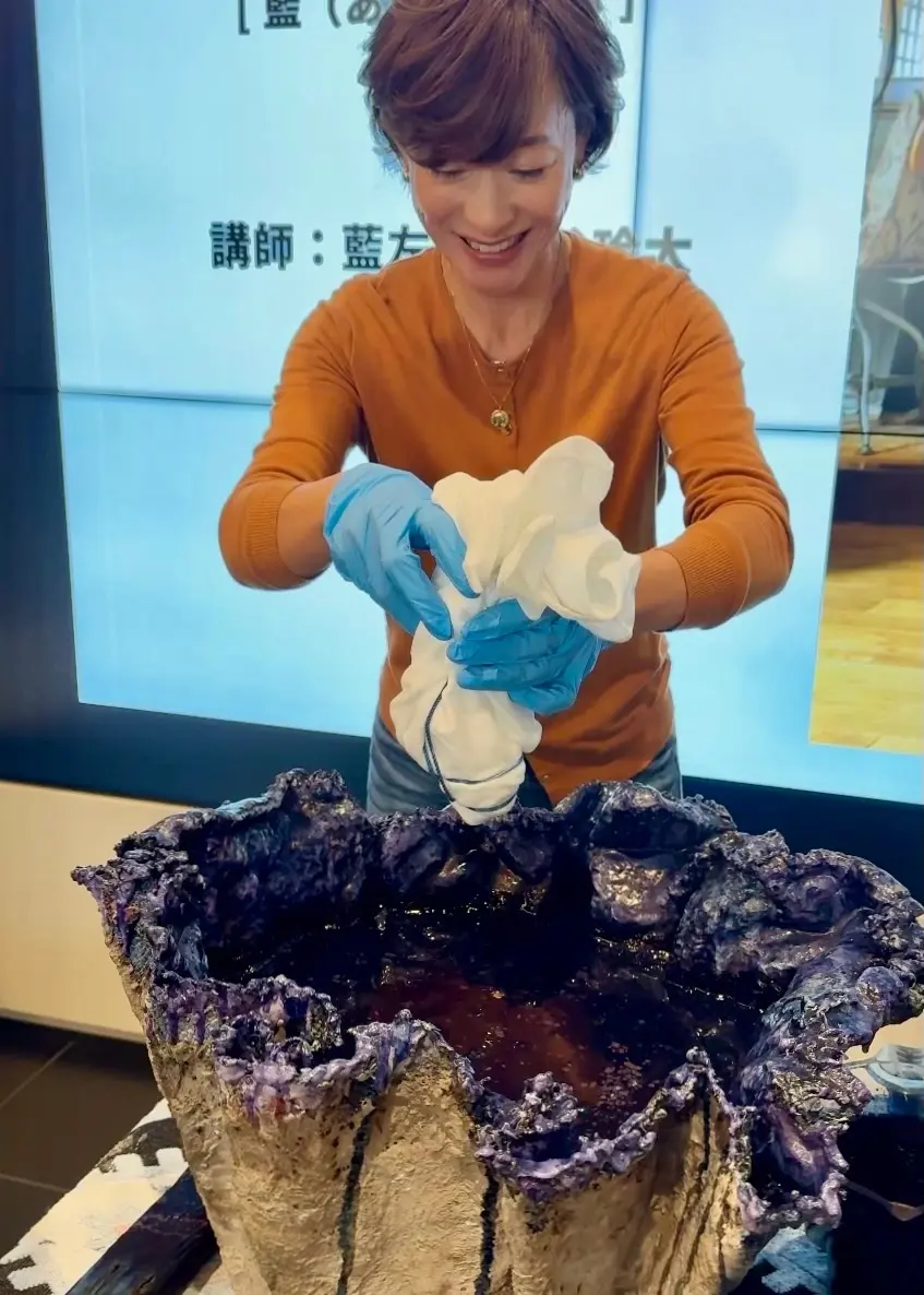 レクサスのワークショップで楽しむ伝統の藍の画像_8