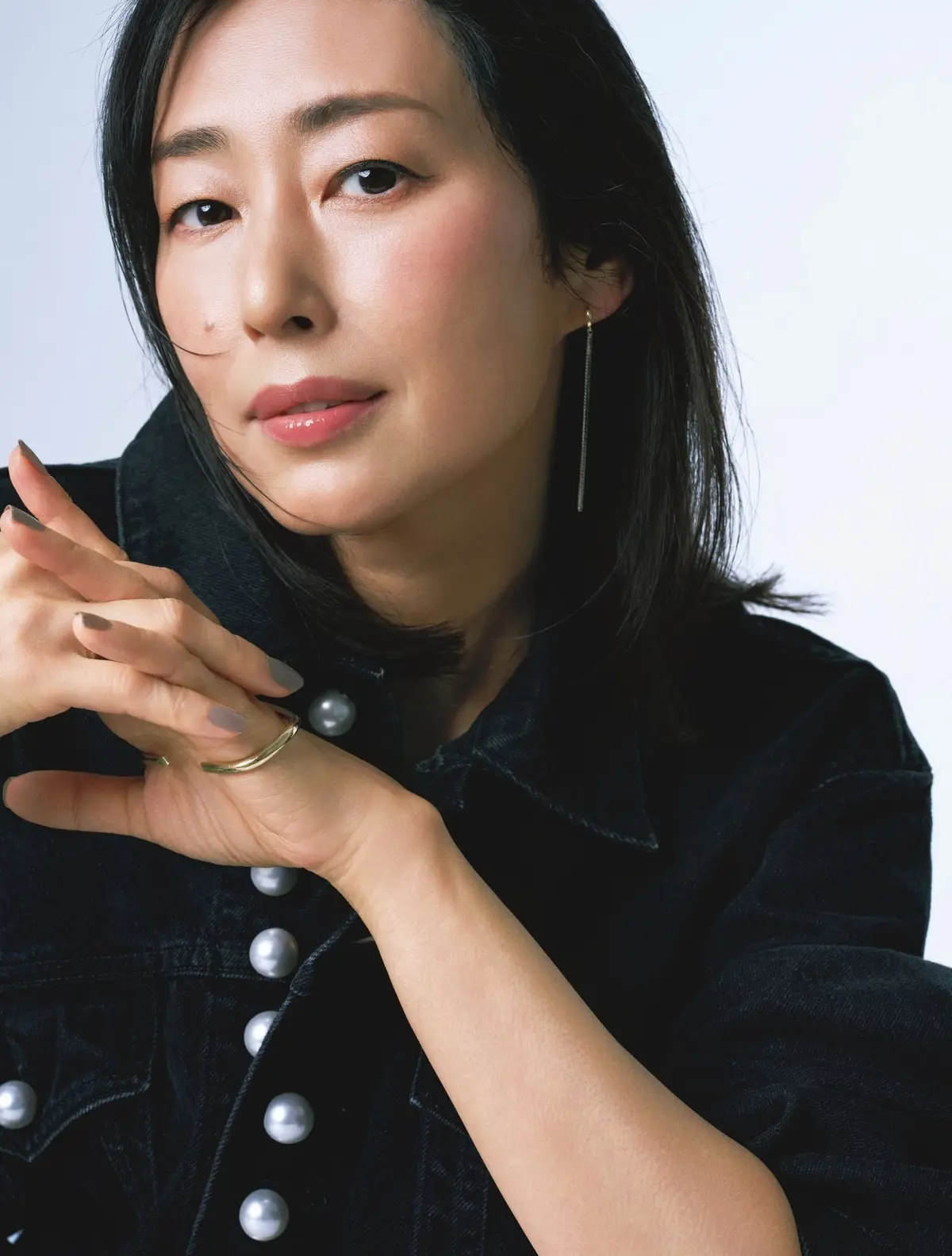 【木村多江さんインタビュー】選ぶなら、いばらの道を。今日の過ごし方が明日の私を変えていく