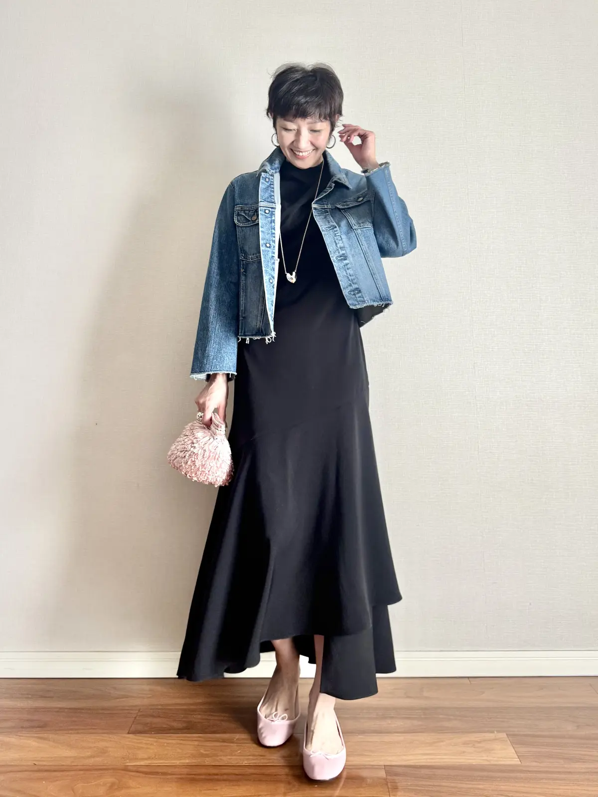 ZARA ブラック ワンピース コーデ 02