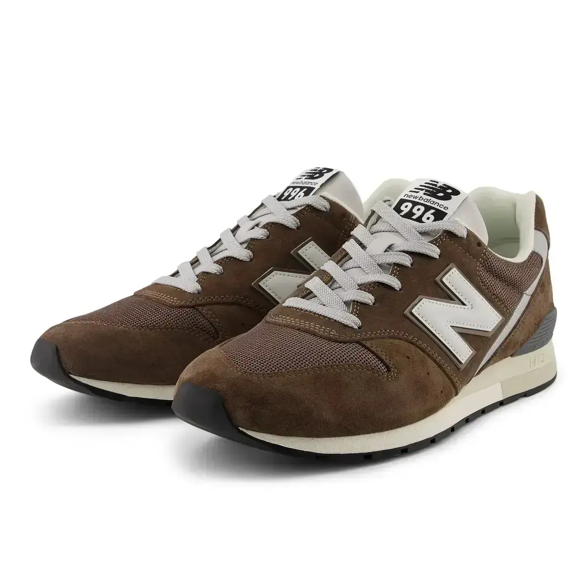 50代　スニーカー ニューバランス