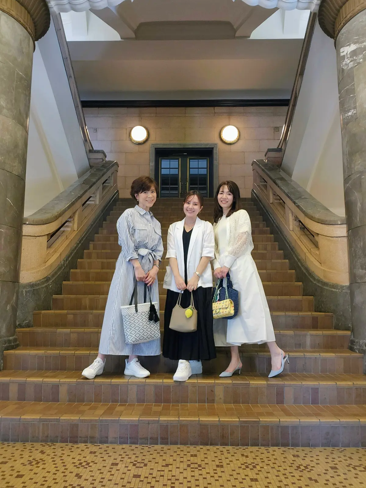 横浜ランチ、日本大通り、レストランアルティザン、ビストロ、フレンチ、40代ファッション、プリン、プリンアラモード、ステックフリット、初夏、