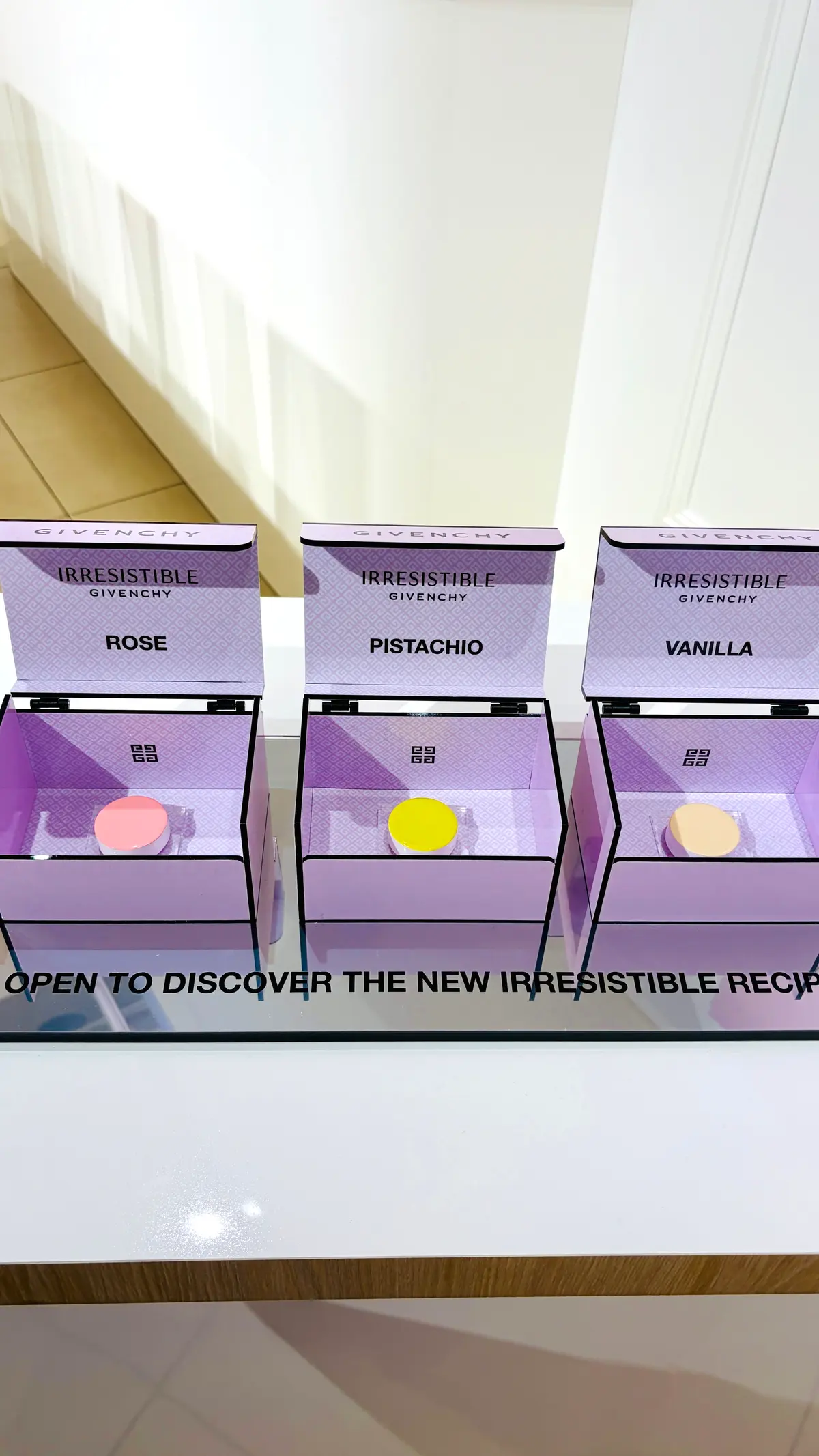 【大人コスメ】ジバンシィピンクに染まる週の画像_6