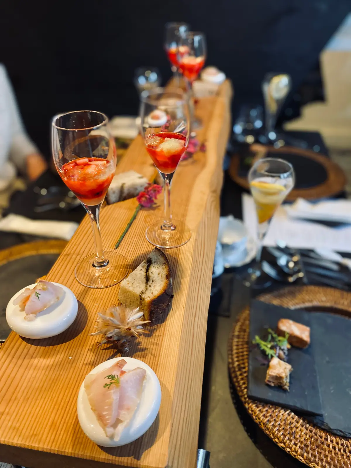 LAINE 鎌倉 セイボリー　カシスジュレグラス フレンチ アフタヌーンティー