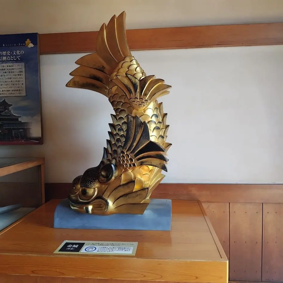 清洲城
金のシャチホコ