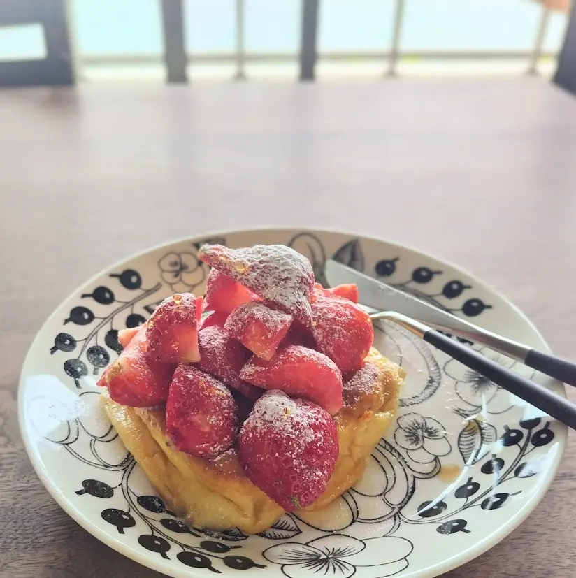 豆腐フレンチトースト　アラビア　苺　クチポール