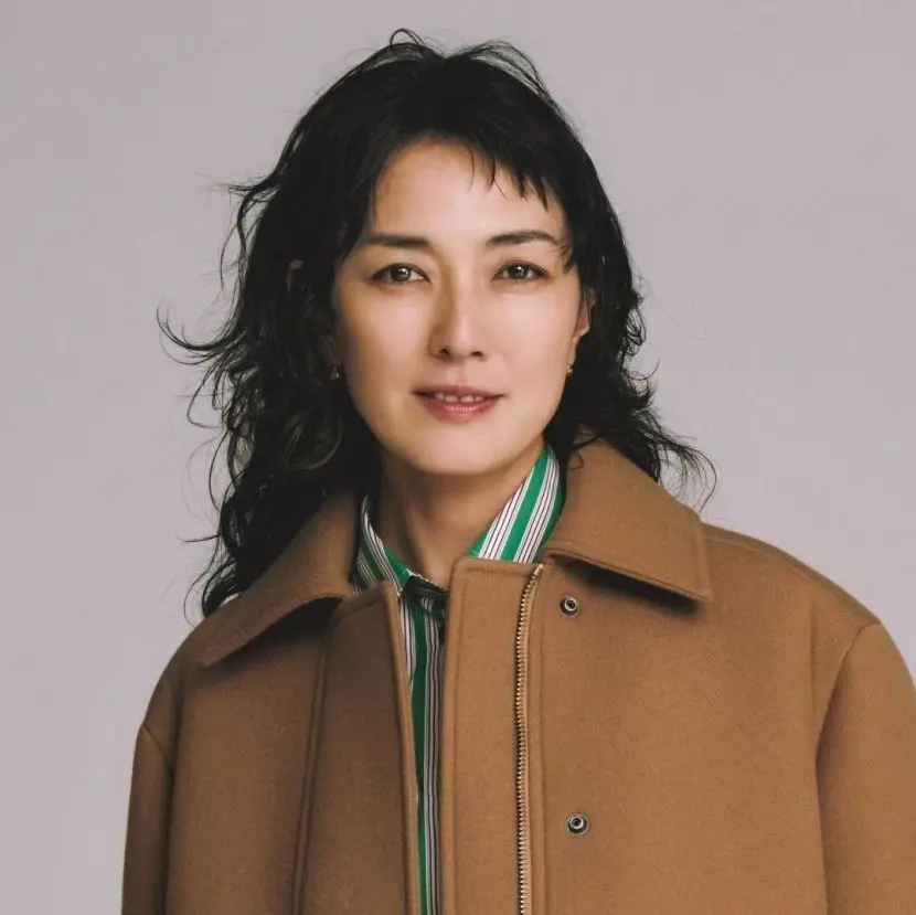 板谷由夏