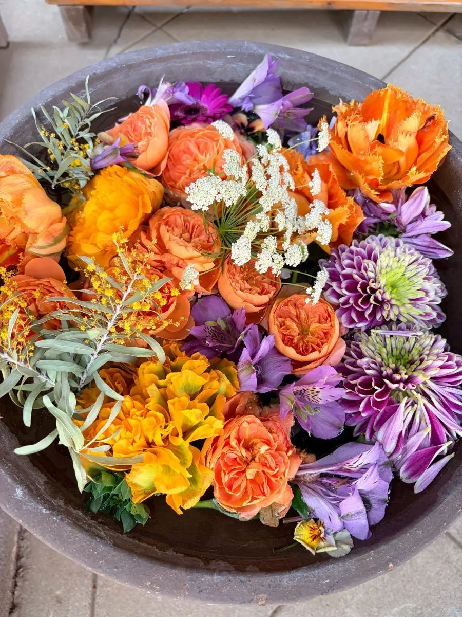 川越中院の花手水