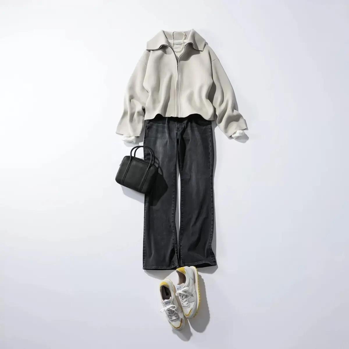 【50代 パンツコーデ】 あなたは美脚派の画像_4