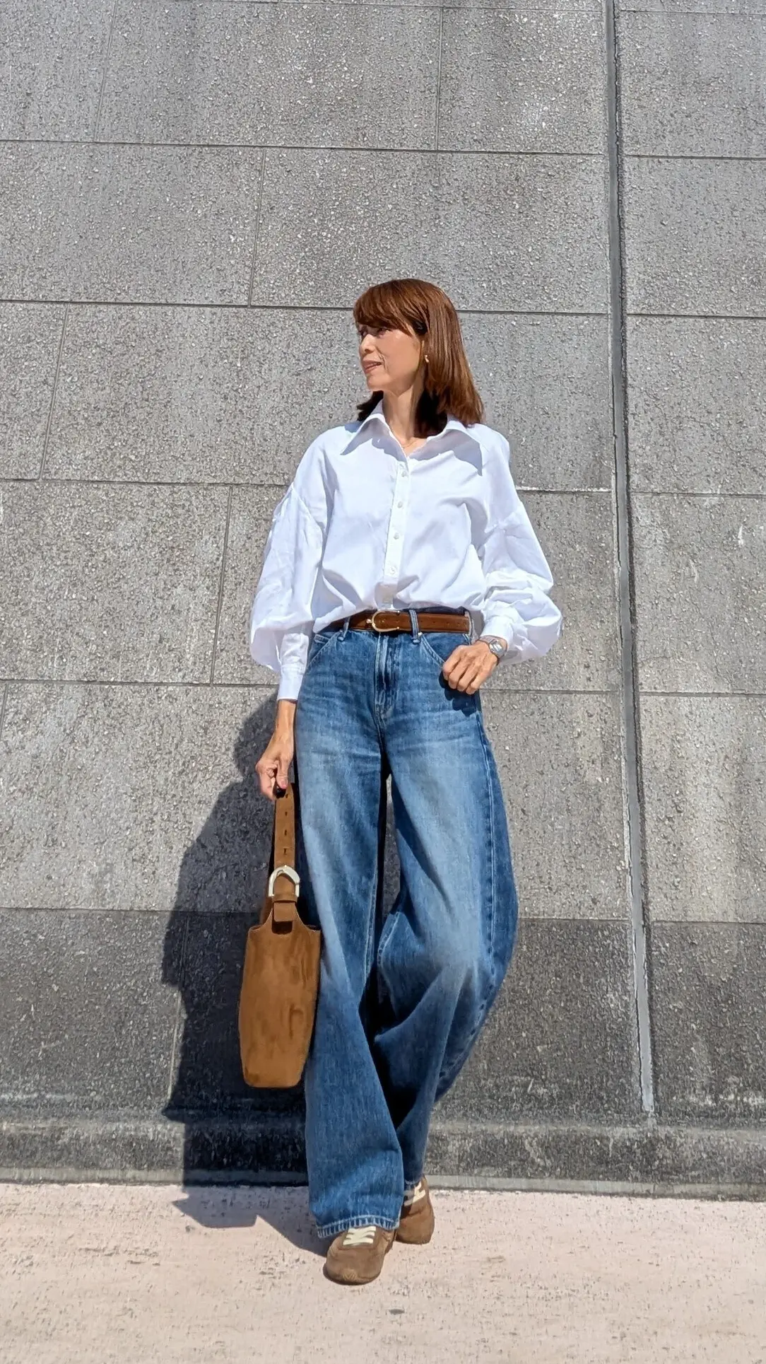 UNIQLOデニム白シャツコーデ