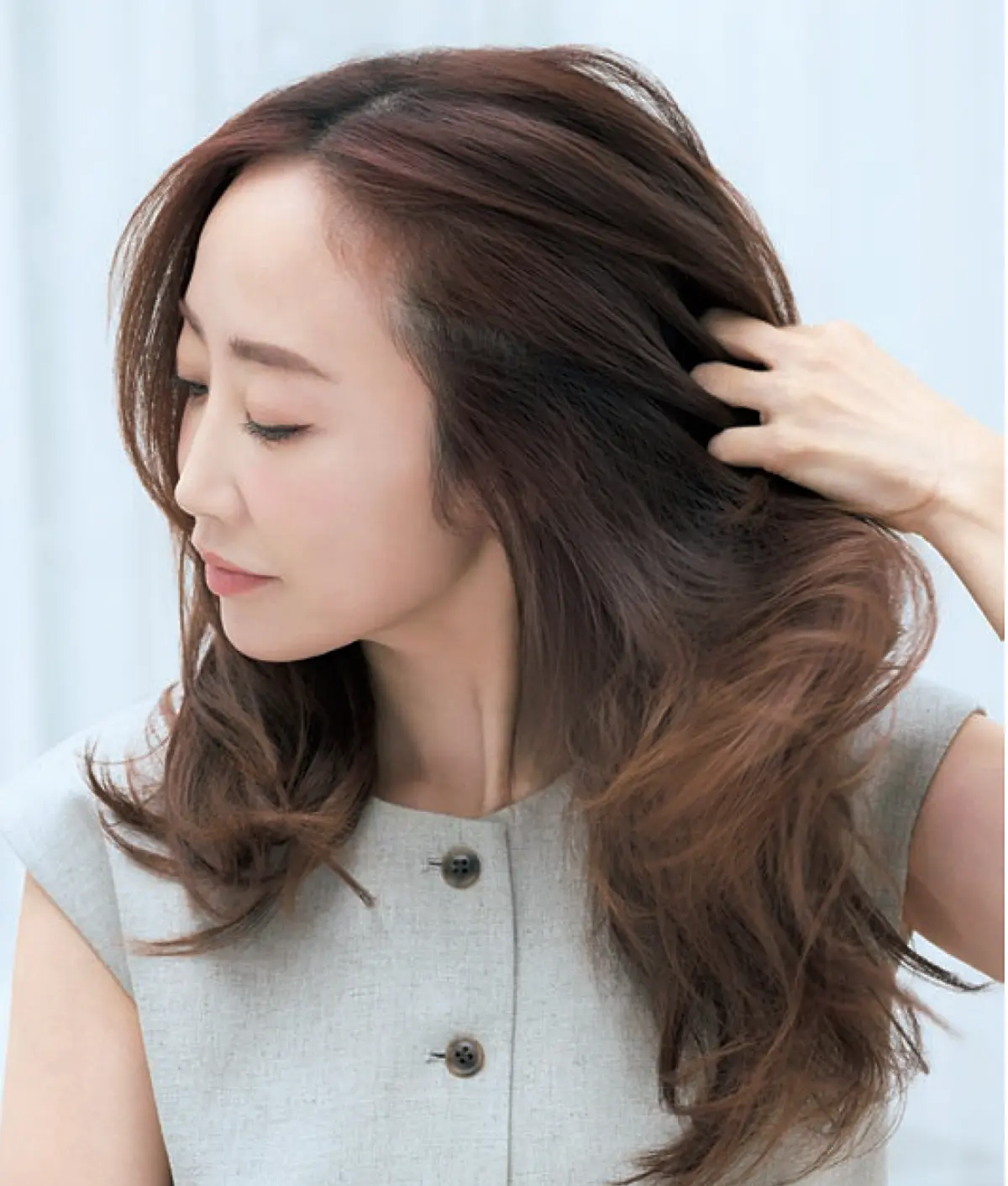 神崎恵　ヘアアイロン　全体に空気を入れるよう 大胆にほぐす