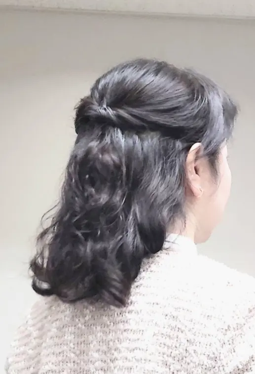新しい季節にアラフィフ・コテ巻き風パーマの画像_3