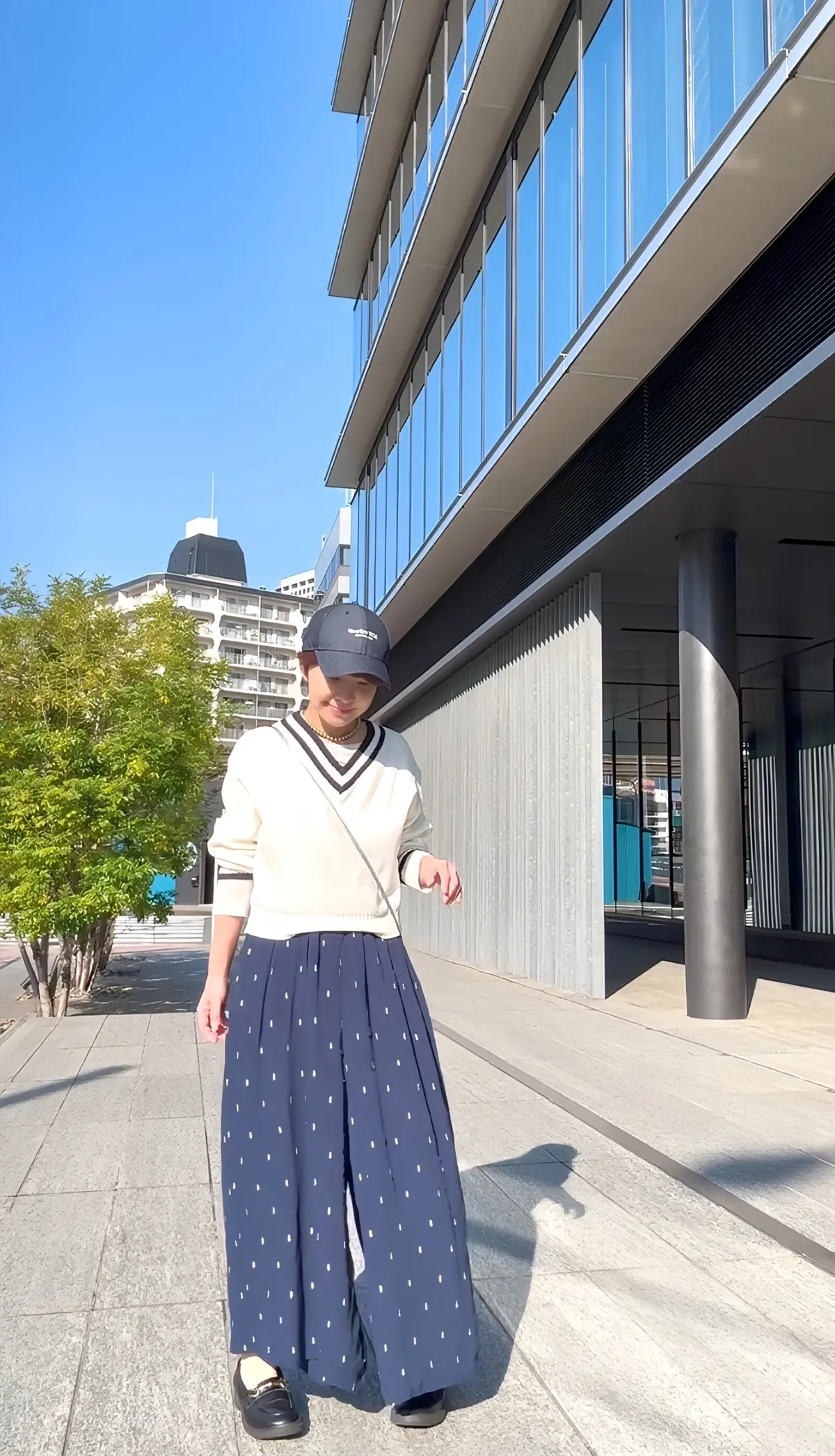 GUのチルデン風ホワイトニットを主役にNの画像_3