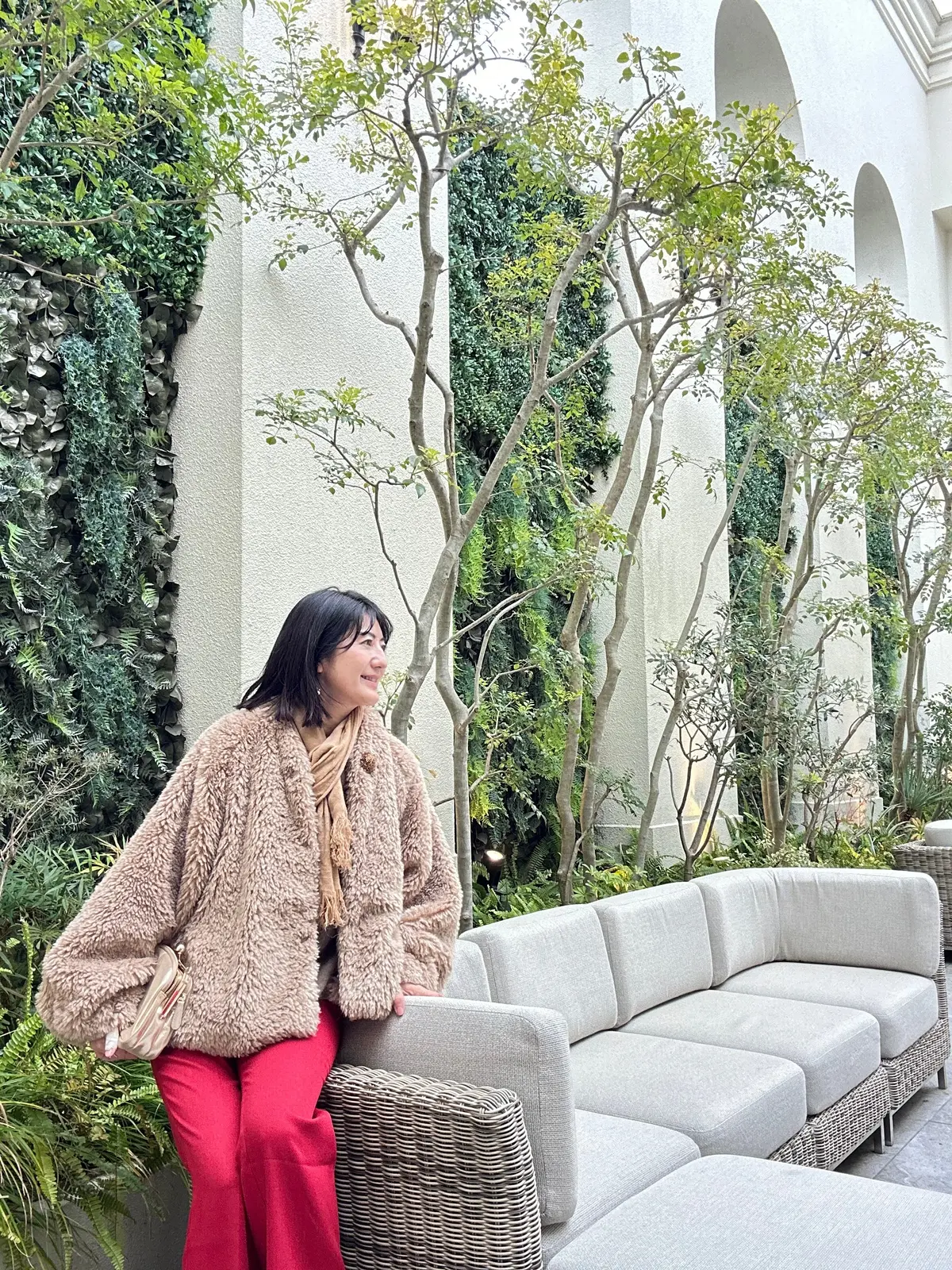 プチプラ赤いパンツで、ちょっと縁起を担いの画像_4