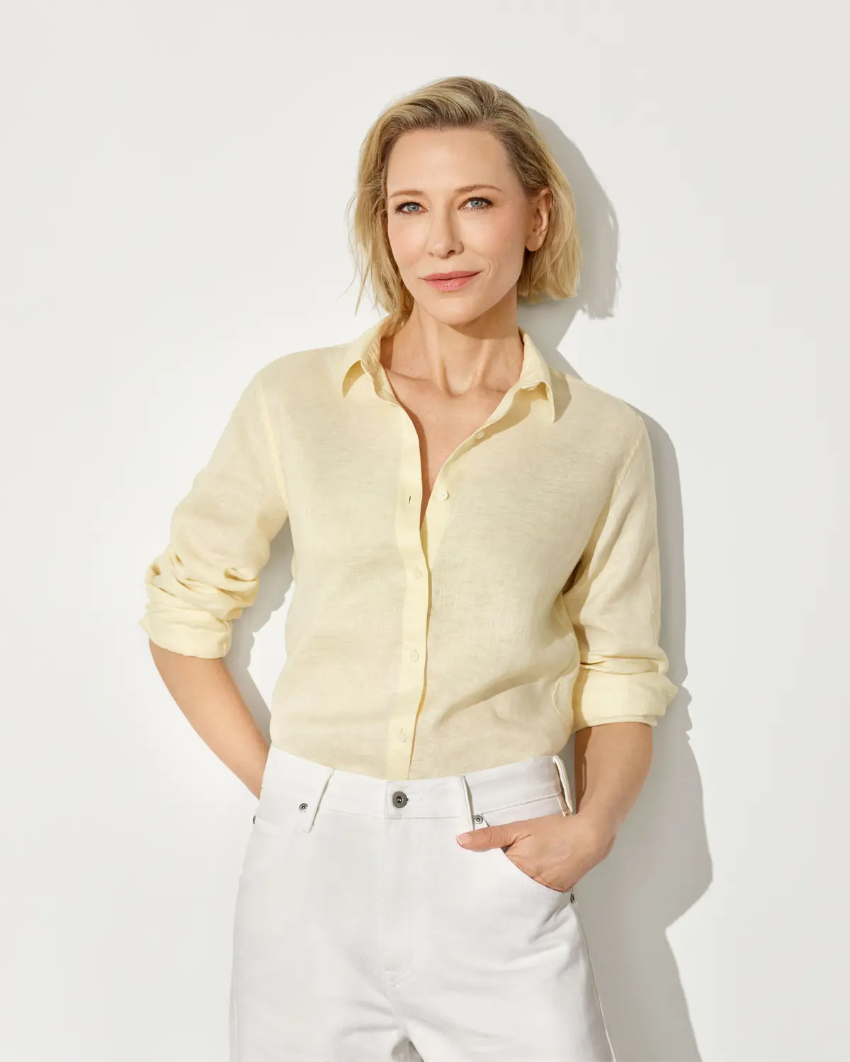 ユニクロ 2026年春夏新作 プレミアムリネンシャツ イエロー ウィメンズ