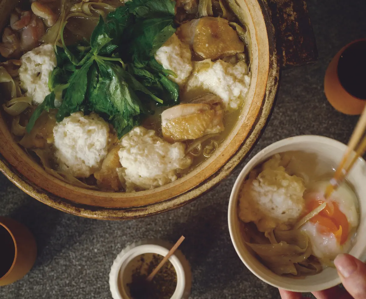 ツレヅレハナコさんのいたわり鍋　鶏とごぼうの とろろ団子鍋