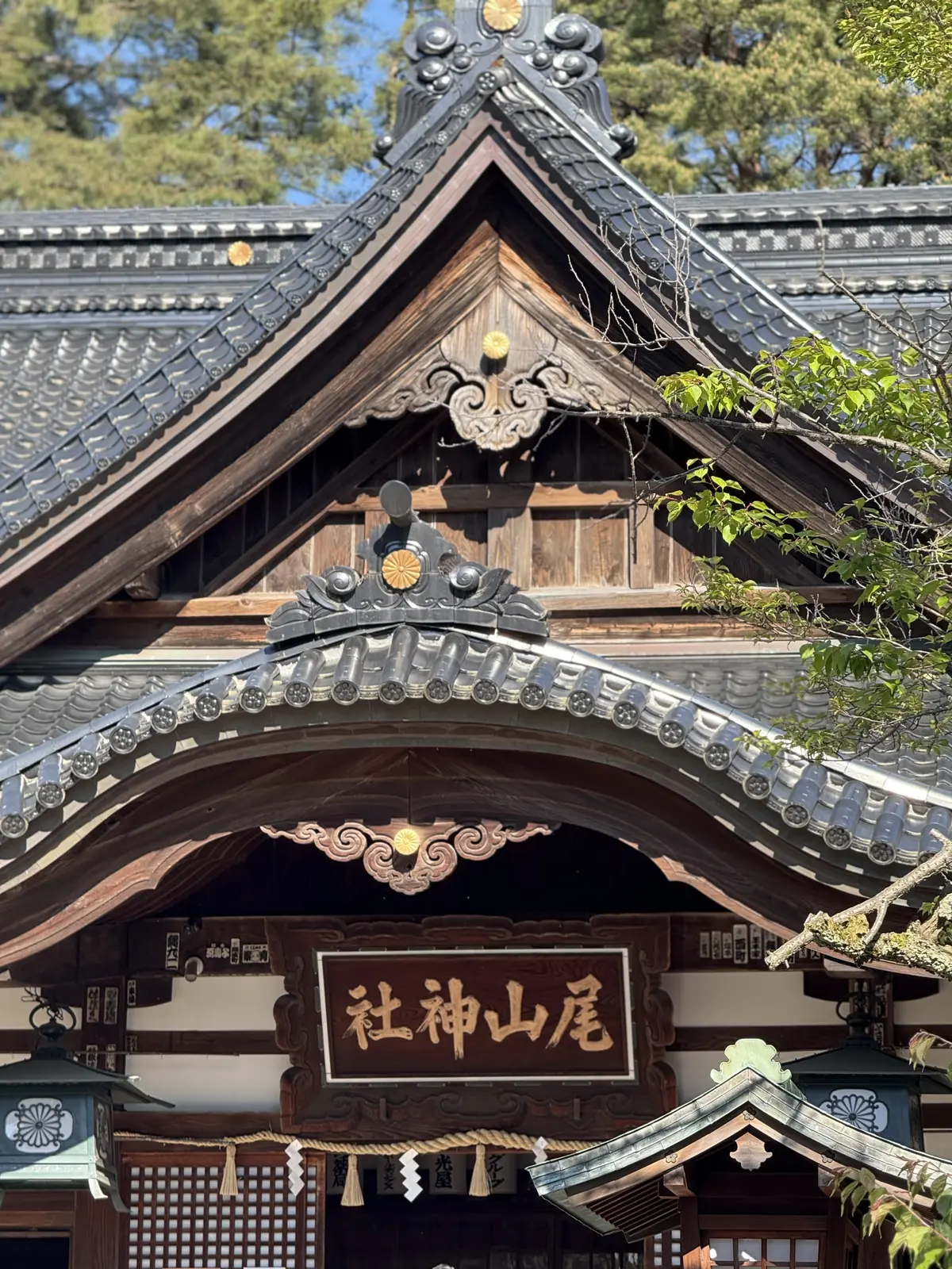 尾山神社 金沢観光 前田利家 お松の方 加賀百万石 神門 ステンドグラス 和洋折衷 歴史スポット 石川観光 神社巡り 金沢旅行 勝負運 仕事運 商売繁盛 夫婦円満 パワースポット