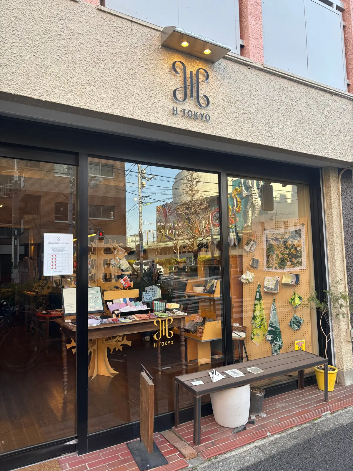 白いバックの中身と、小さなこだわりの画像_6