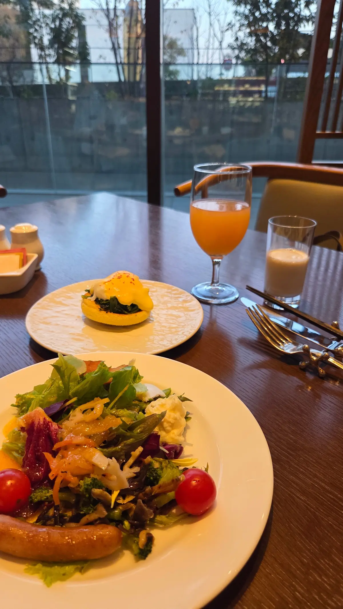 日韓首脳会談が行われたホテルにてホカンスの画像_19