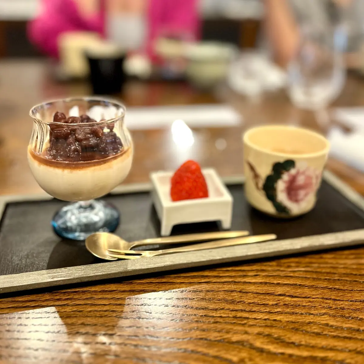 デザートの胡麻プリン