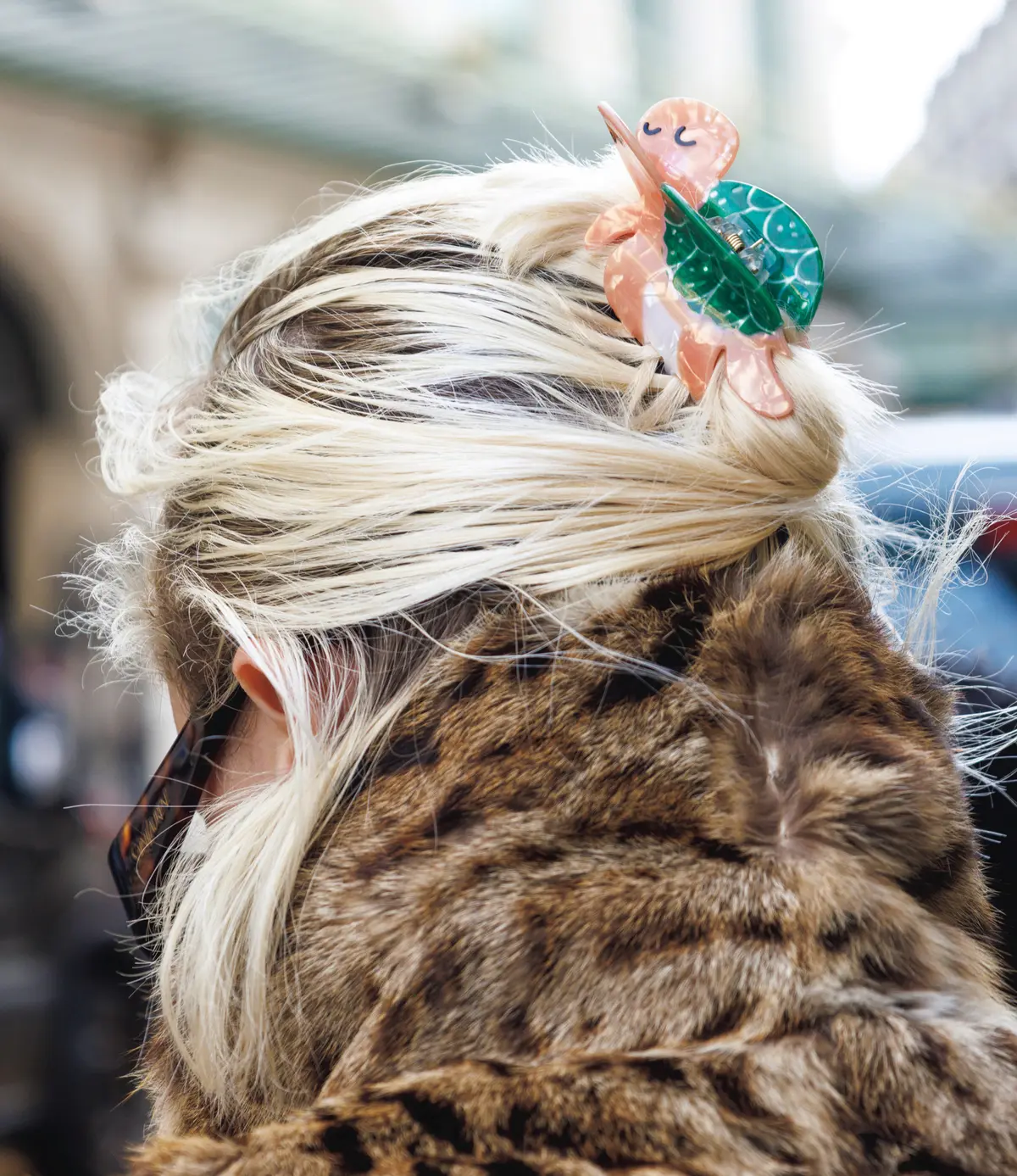 パリマダムの「モチーフコーデ」【海外ファッションSNAP】　アナスタシア（スタイリスト／パリ