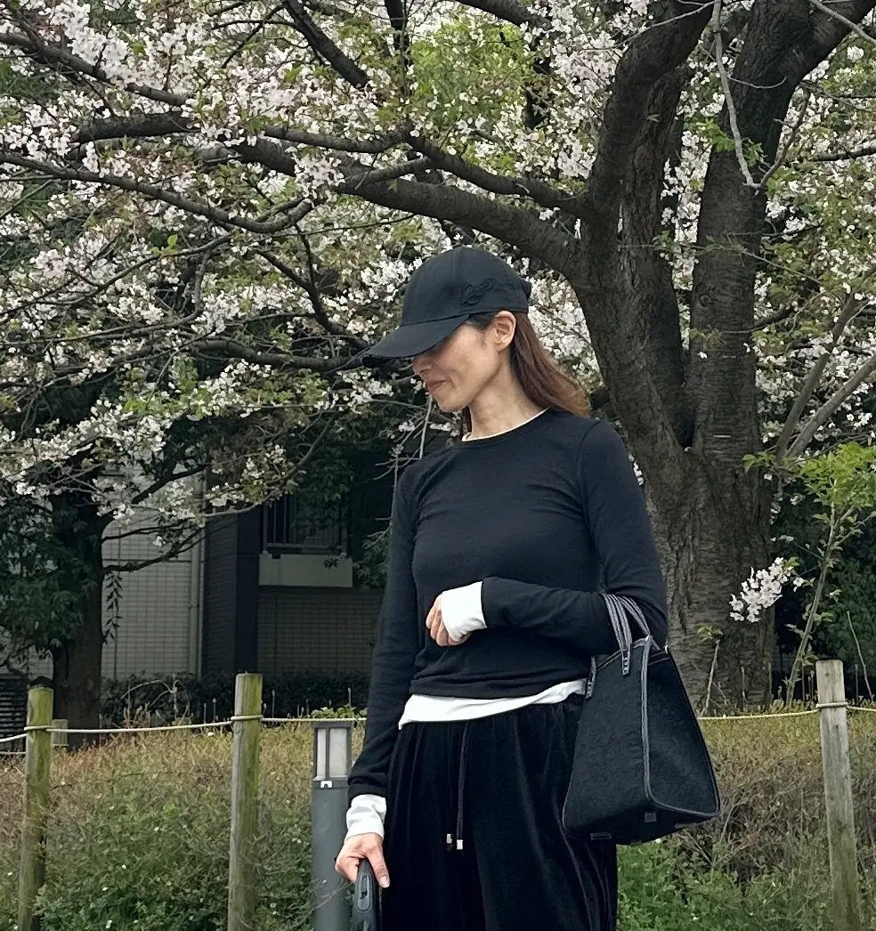 エクラ 華組　梁瀬理砂さん　50代　UV対策　帽子　散歩　コーデ