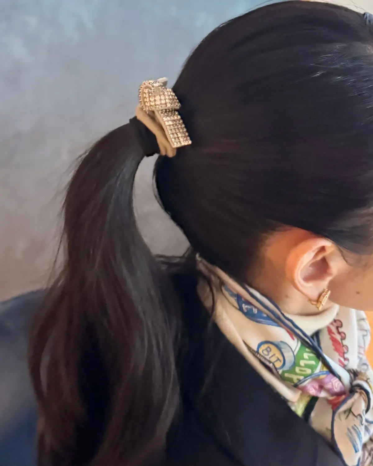 40代【HERMESスカーフ】×【デニムの画像_10