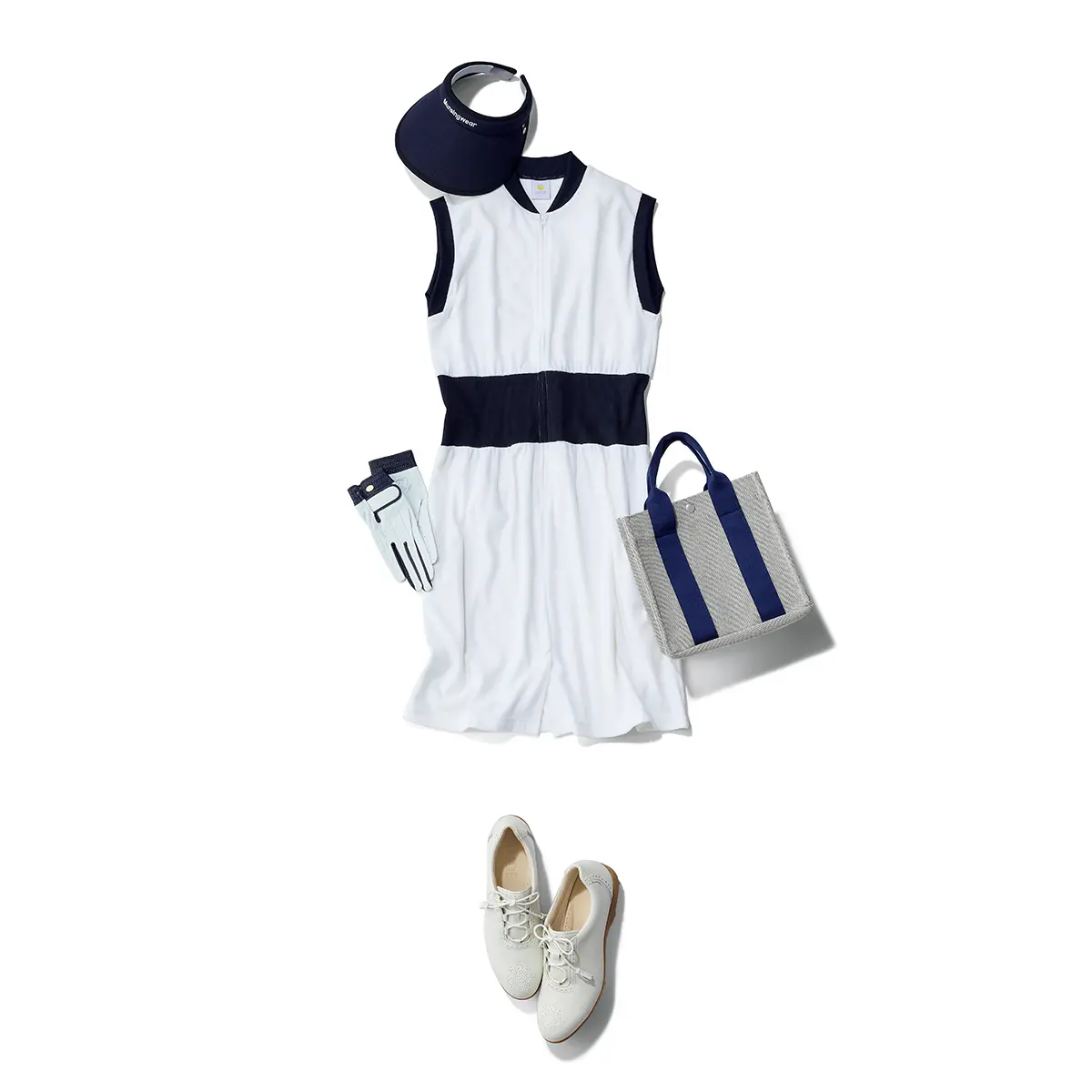 柔らかなパイル素材に、ウエストの幅広リブでほっそりと。 白×ネイビーでスポーティエレガンスをかなえて